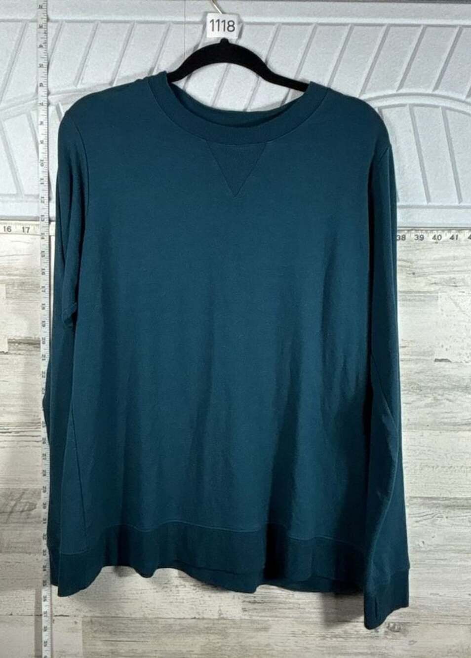 BCG Sweatshirt Size XL Teal Long Sleeve Crewneck Pullover